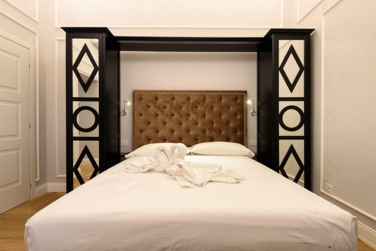 Vivaldi Luxury Suites Florens Exteriör bild