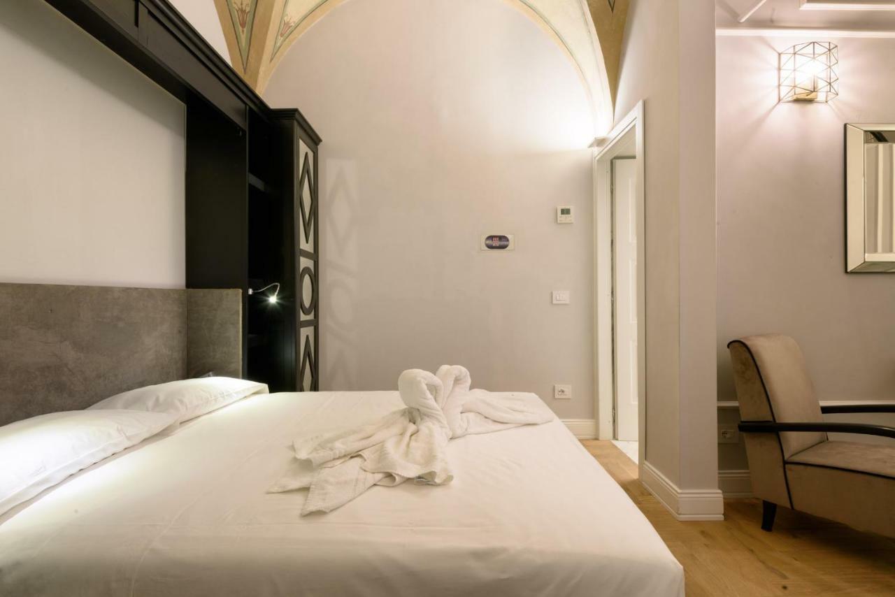 Vivaldi Luxury Suites Florens Exteriör bild